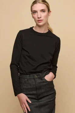 Long Sleeve T Shirt - Black